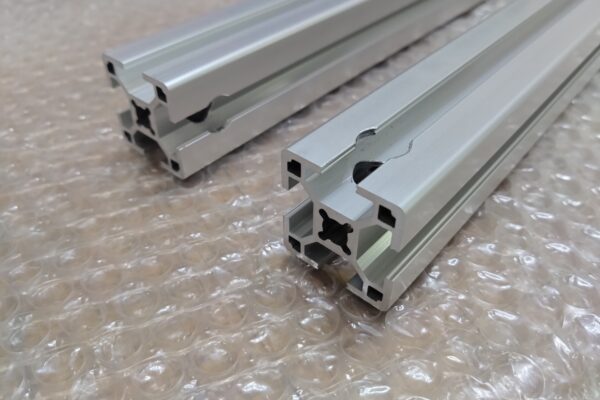 アルミフレーム 追加工②