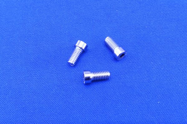 ローヘッドCAＰ　追加工品①