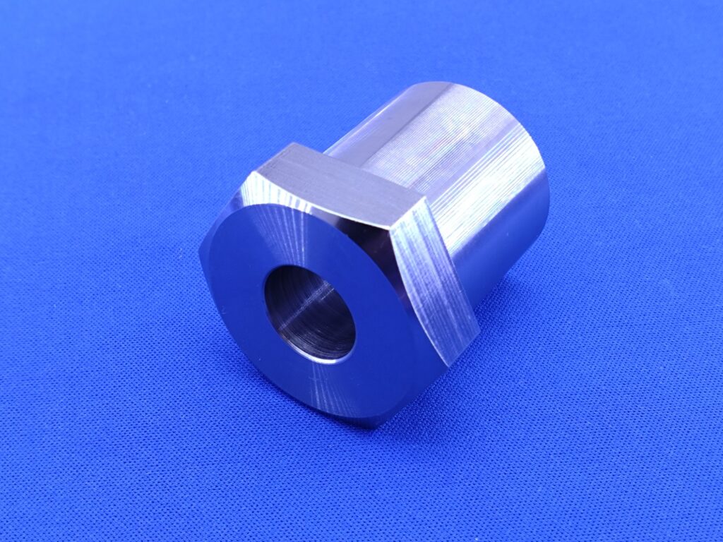 M24ｘ1.5　特殊段付きナット