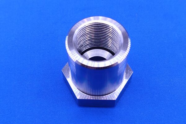 M24ｘ1.5　特殊段付きナット