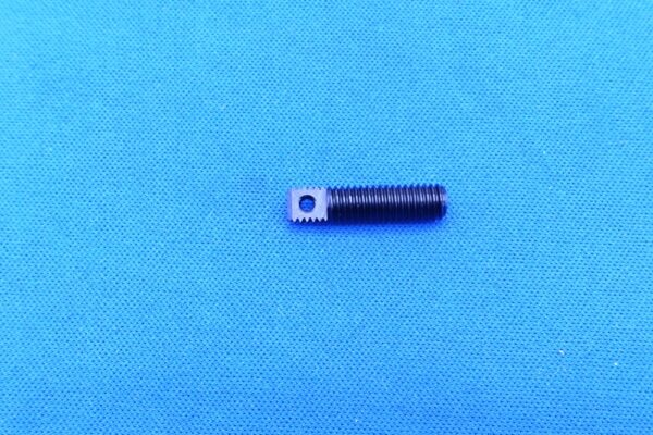 キリ穴付特殊寸切りボルト　追加工品