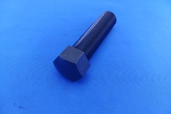 六角ﾎﾞﾙﾄの加工品に黒染めを施した製品