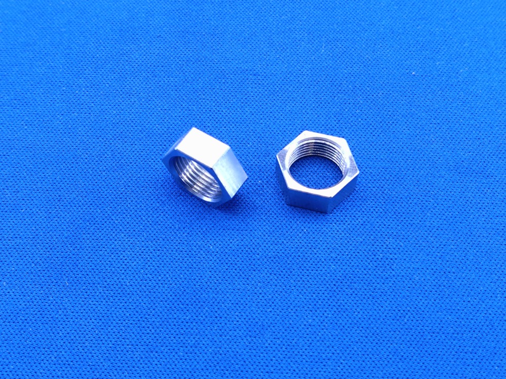 SUS303製　小型六角ナット　製作品