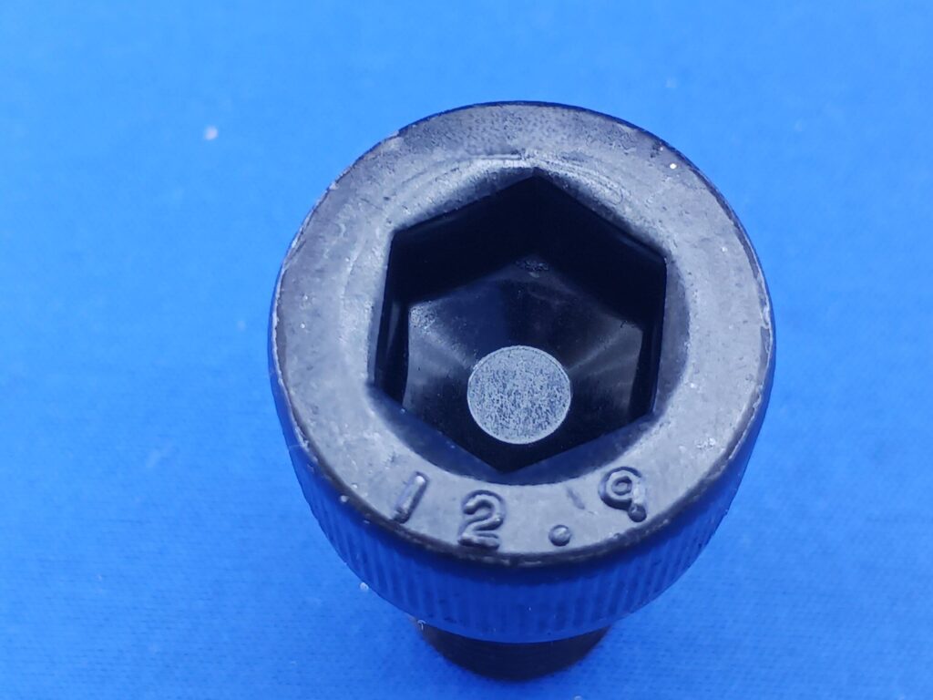12.9強度区分の六角穴付ﾎﾞﾙﾄ製品